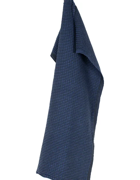 LapuanKankurit-Maija-towel-black-blueberry